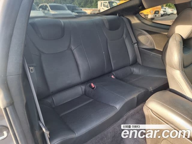Hyundai Genesis купе 200 турбо P, 2009 12