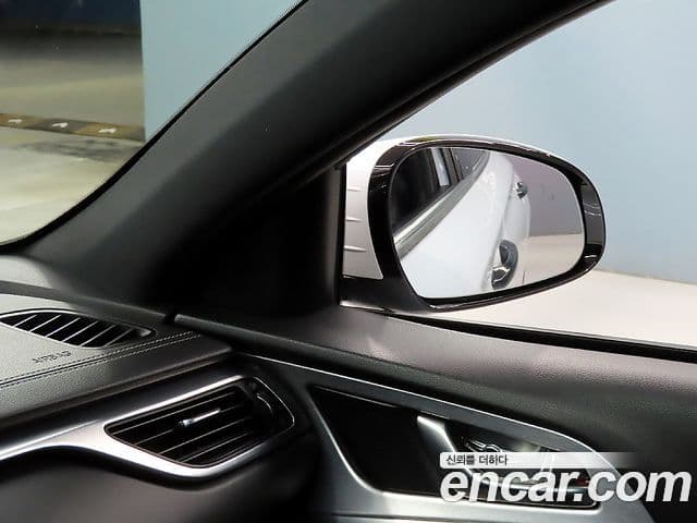 Genesis G70 Sport пакет, 2019 15