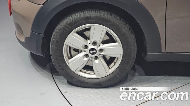 Mini Cooper D Countryman 1세대, 2015 все фото