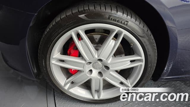 Maserati Quattroporte 3.0 V6 GranLusso, 2019 все фото