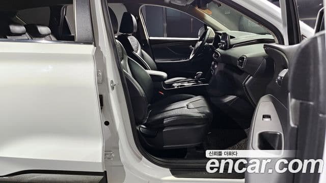 Hyundai Santa Fe TM Premium, 2019 11