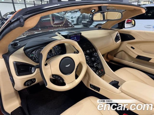 Aston Martin 뱅퀴시 S 6.0 V12 Volante, 2016 6