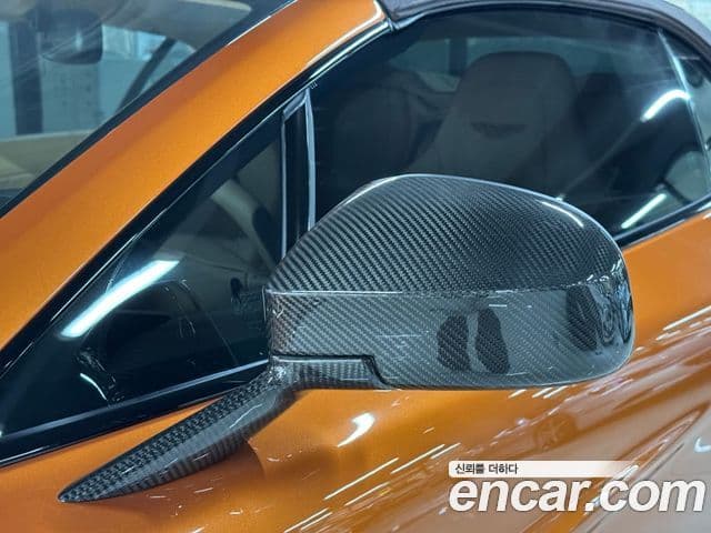 Aston Martin 뱅퀴시 S 6.0 V12 Volante, 2016 13