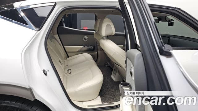 Genesis GV60 Standard, 2022 12