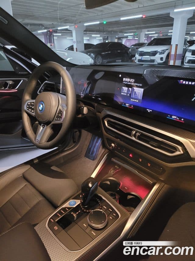 BMW i4 eDrive40 M Sport Pro, 2023 8