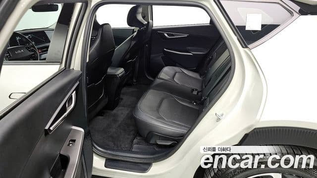 Kia EV6 Air, 2022 11