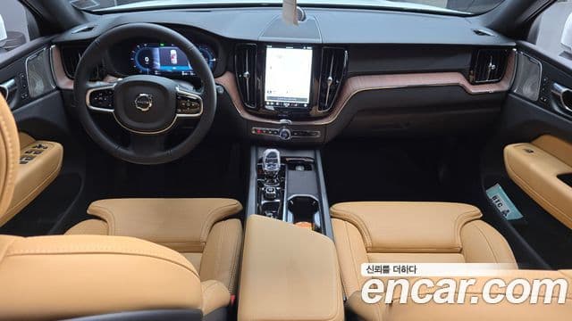 Volvo XC60 2세대 T8 Ultra Bright, 2025 7