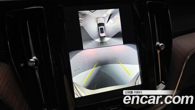 Volvo XC60 2세대 T8 Ultra Bright, 2025 15