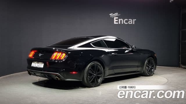 Ford Mustang купе, 2016 2