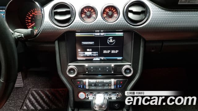 Ford Mustang купе, 2016 14