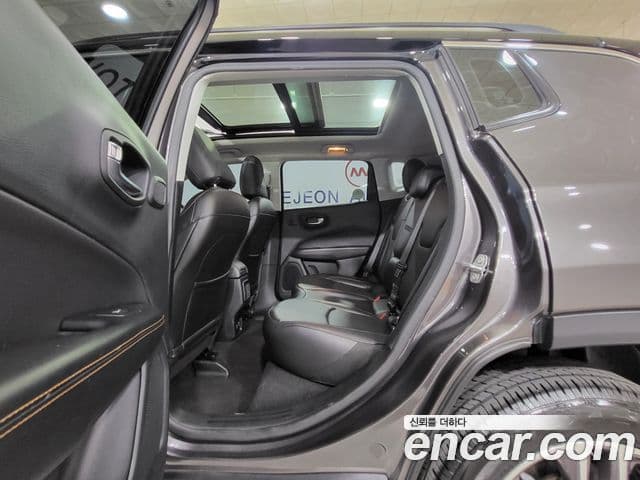 Jeep Compass 2세대 2.4 Limited AWD, 2020 16
