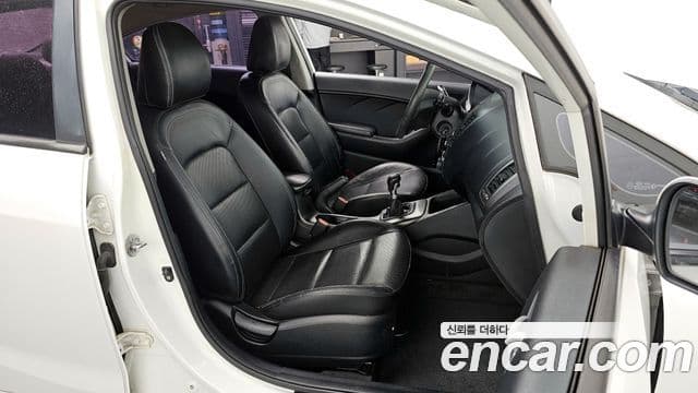 Kia K3 Deluxe, 2013 10