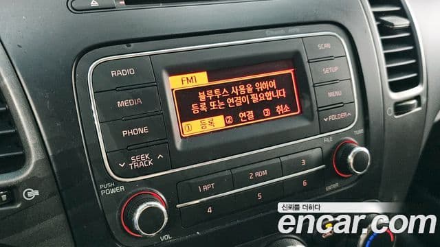 Kia K3 Deluxe, 2013 16