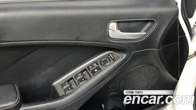 Kia K3 Deluxe, 2013 18