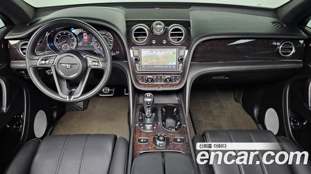 Bentley Bentayga 4.0 V8, 2019 7
