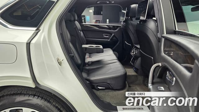 Bentley Bentayga 4.0 V8, 2019 12