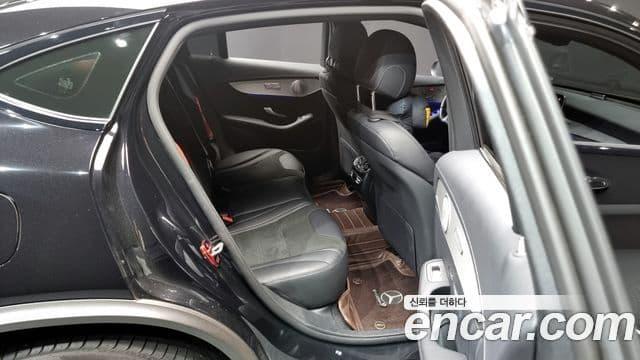 Mercedes-Benz GLC-класс X253 AMG GLC63 S 4MATIC+ купе, 2023 12