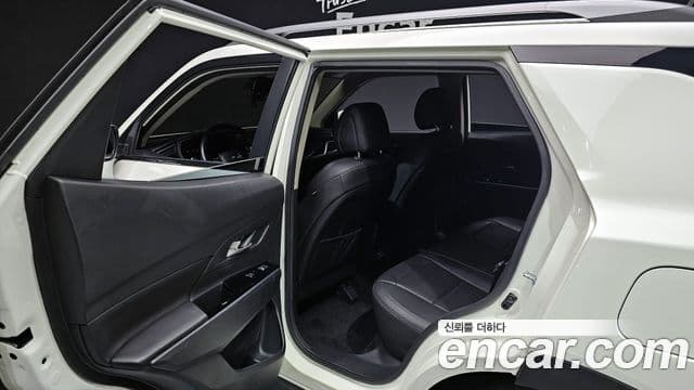 KG모빌리티(SsangYong) Beautiful Korando Plus, 2021 12