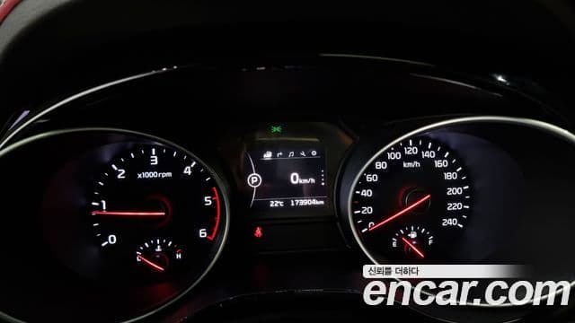 Kia All New Carnival Noblesse, 2015 8