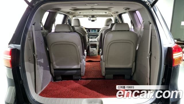 Kia All New Carnival Noblesse, 2015 18