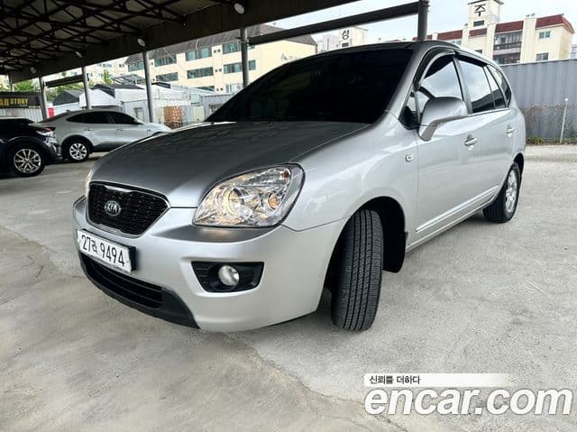 Kia 뉴카렌스 люксовая версия, 2011 3