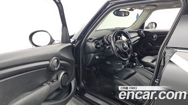 Mini Cooper D 3세대, 2016 10