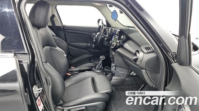 Mini Cooper D 3세대, 2016 11