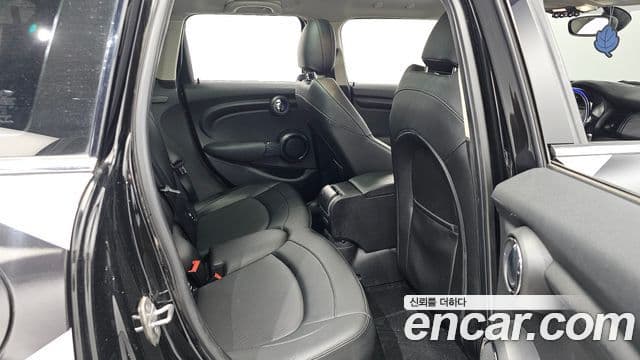 Mini Cooper D 3세대, 2016 12