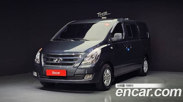 Hyundai Grand Starex Smart, 2017 1