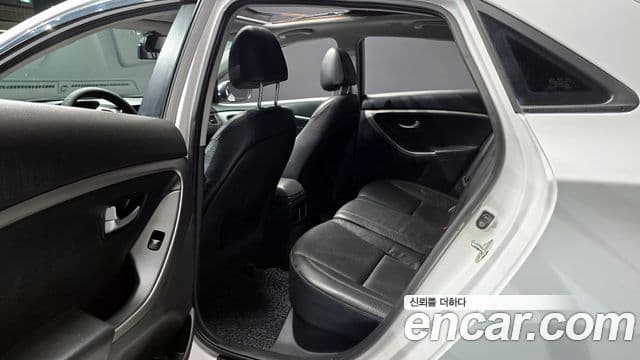 Hyundai i30(новый кузов / новое поколение) дизель 1.6 VGT Extreme, 2012 13