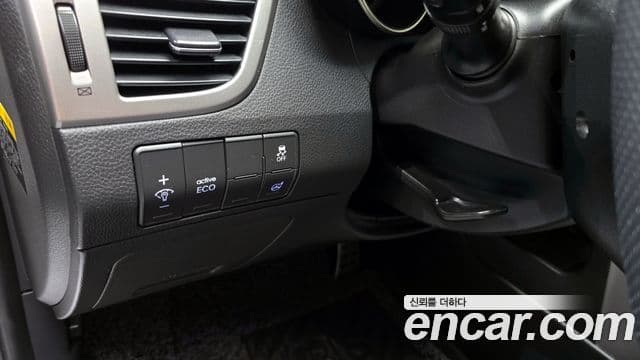 Hyundai i30(новый кузов / новое поколение) дизель 1.6 VGT Extreme, 2012 15