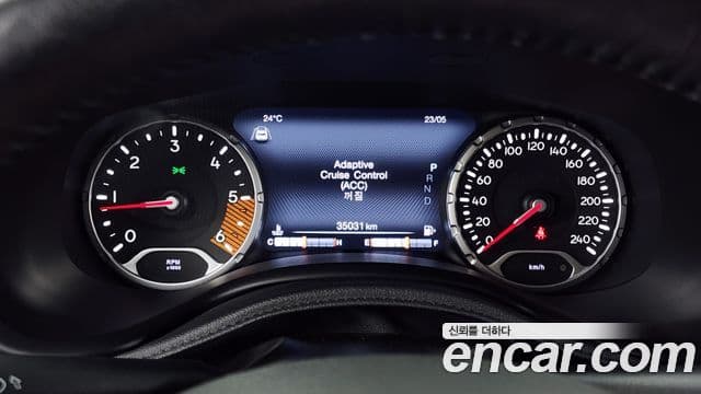 Jeep Renegade 2.0 дизель Limited high AWD, 2019 8