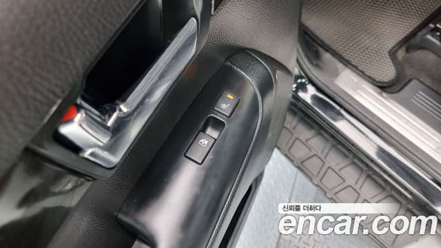 Kia Mohave 4WD KV300, 2015 19