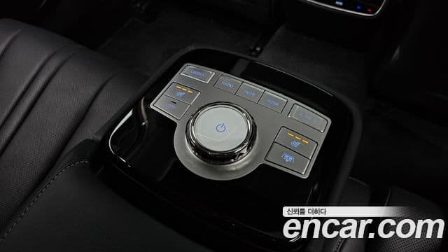 Genesis G80 (RG3) бензин 2.5 турбо 2WD, 2024 19