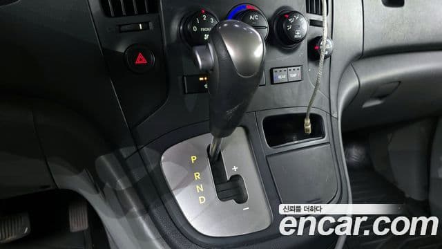 Hyundai Grand Starex CVX Deluxe, 2013 9