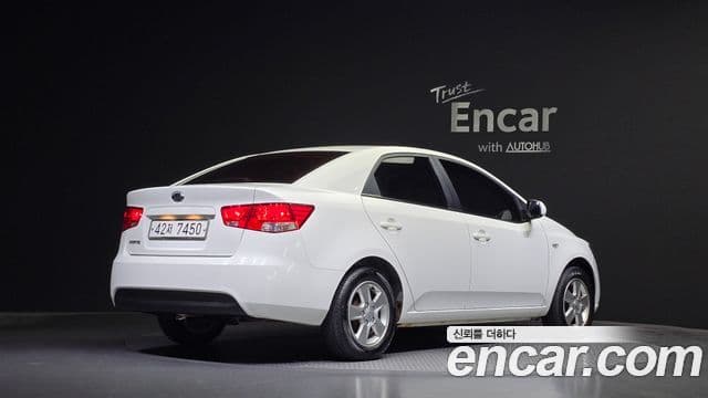 Kia Forte люксовая версия, 2010 2