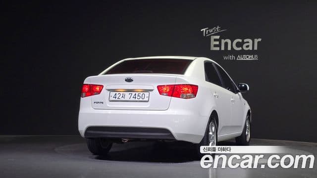 Kia Forte люксовая версия, 2010 4