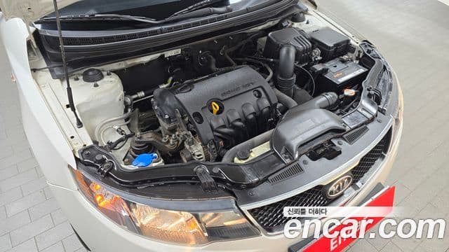 Kia Forte люксовая версия, 2010 6