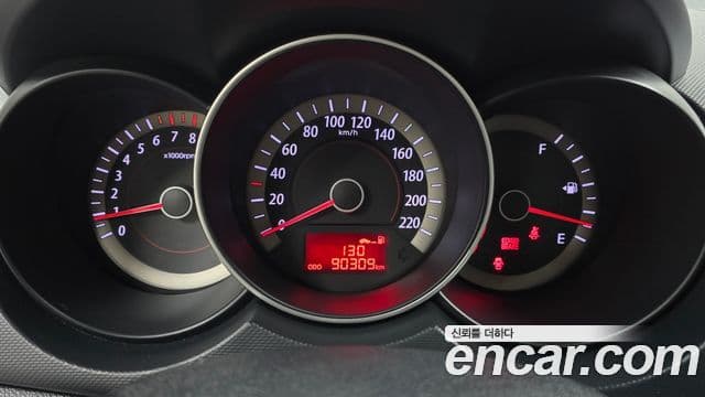 Kia Forte люксовая версия, 2010 8