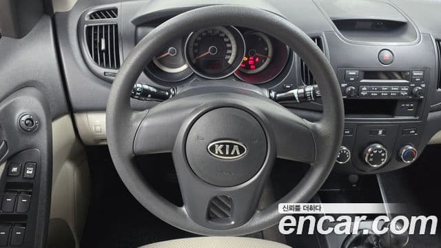 Kia Forte люксовая версия, 2010 13