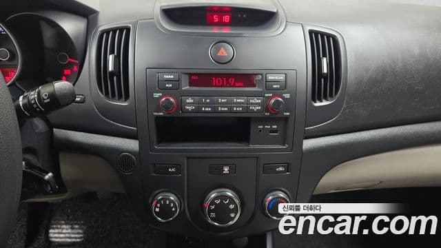 Kia Forte люксовая версия, 2010 14