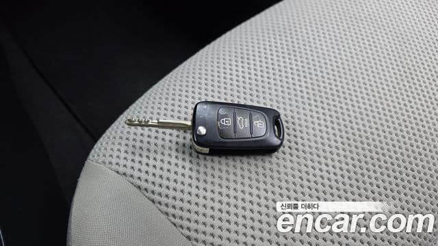 Kia Forte люксовая версия, 2010 15