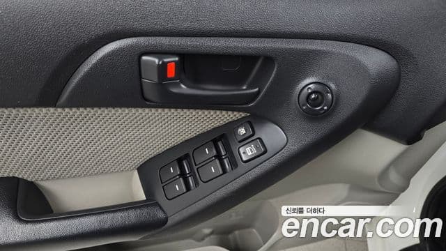 Kia Forte люксовая версия, 2010 16