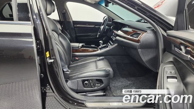 Genesis EQ900 Prestige, 2018 11