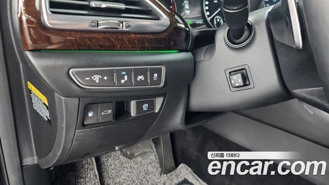 Genesis EQ900 Prestige, 2018 14