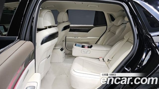 Genesis G90 (RS4) бензин 3.5 турбо AWD, 2023 11