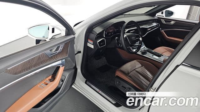 Audi A6 (C8) Premium, 2023 12