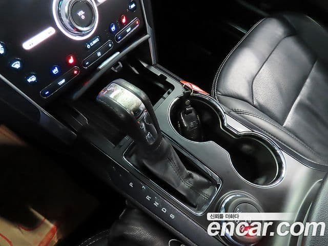 Ford Explorer 5세대, 2017 9