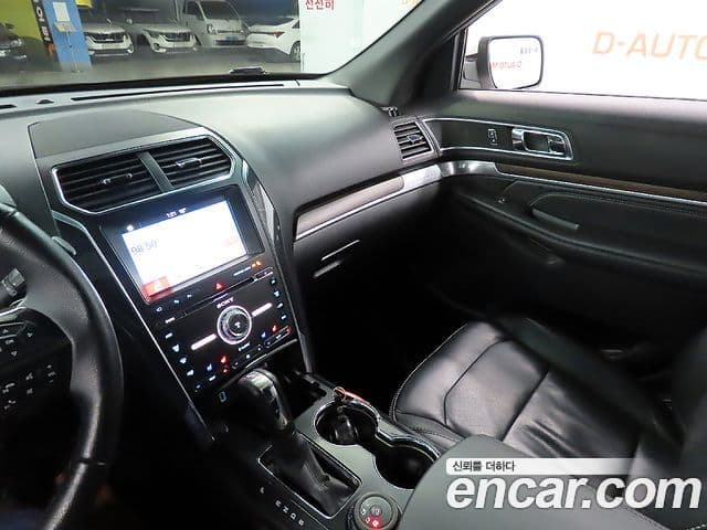 Ford Explorer 5세대, 2017 13