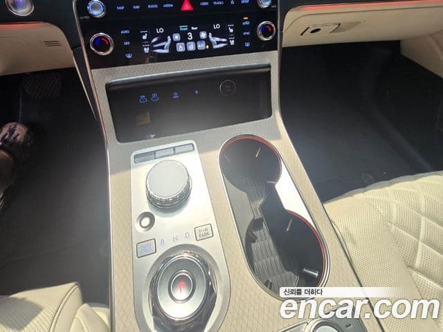 Genesis GV80, 2024 9